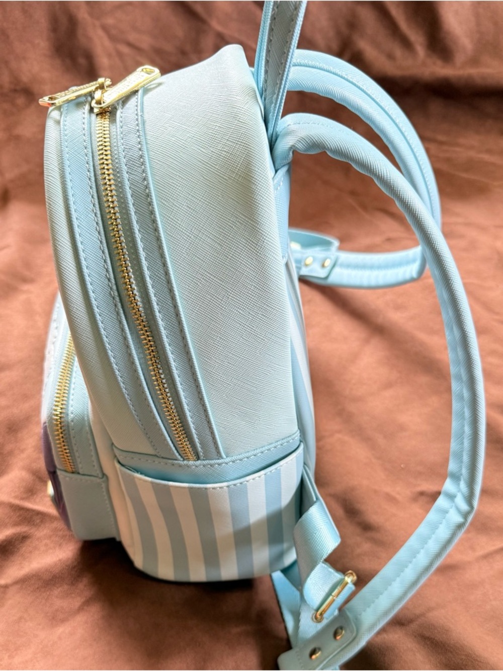 Disney Dumbo Loungefly Backpack - Picture 4 of 8